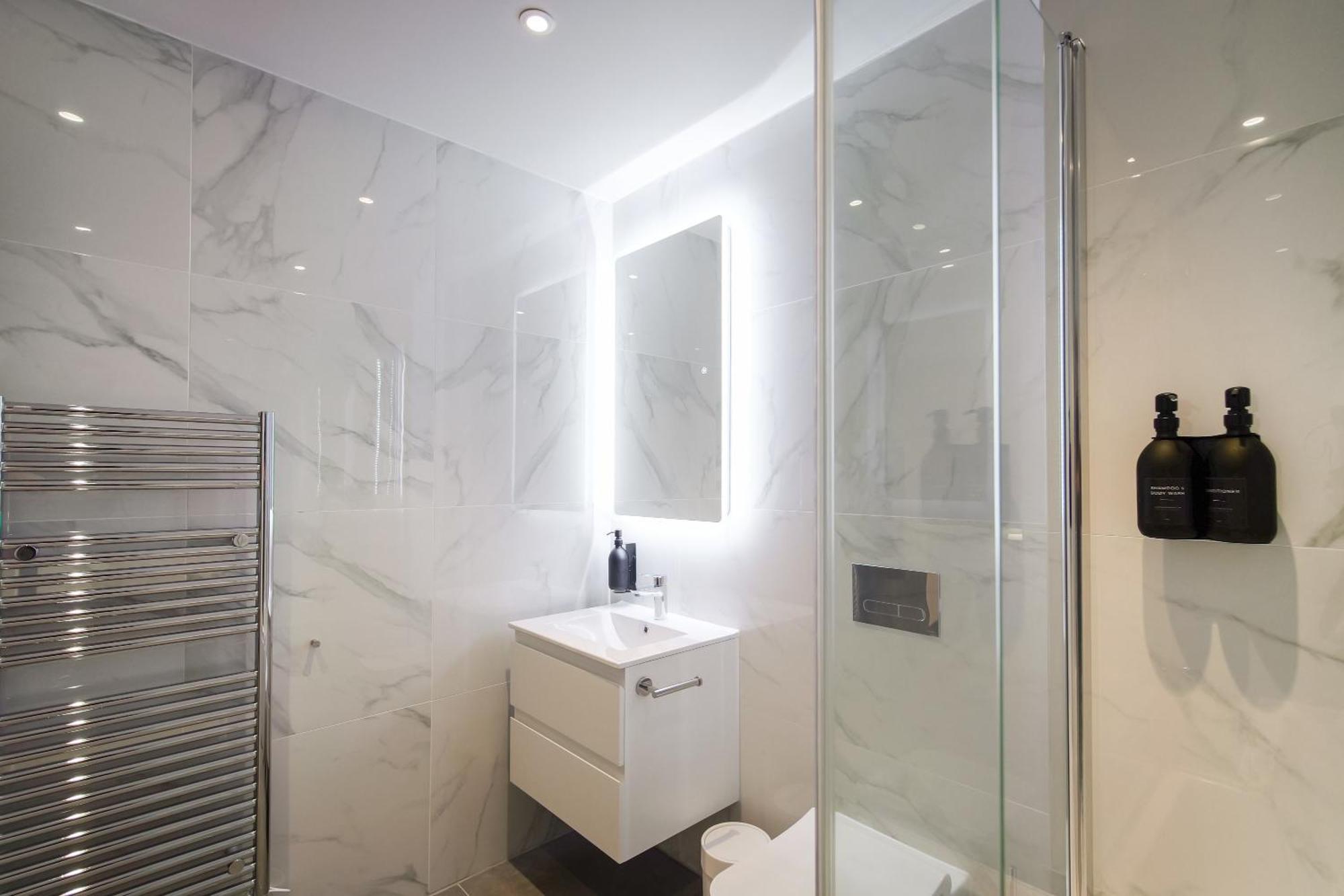 Omnia By The Heim Residences Apartment *