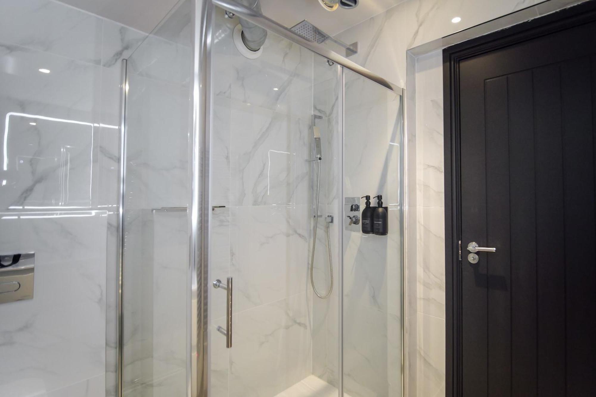 Omnia By The Heim Residences Apartment Manchester